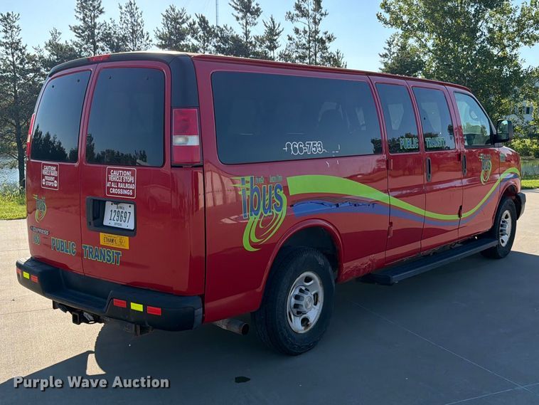 image for item FN5851 2008 Chevrolet Express 3500 van