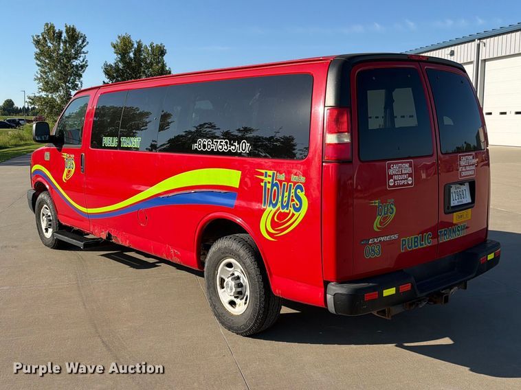 image for item FN5851 2008 Chevrolet Express 3500 van