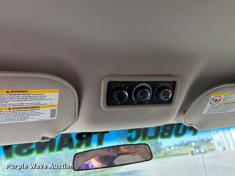 image for item FN5851 2008 Chevrolet Express 3500 van
