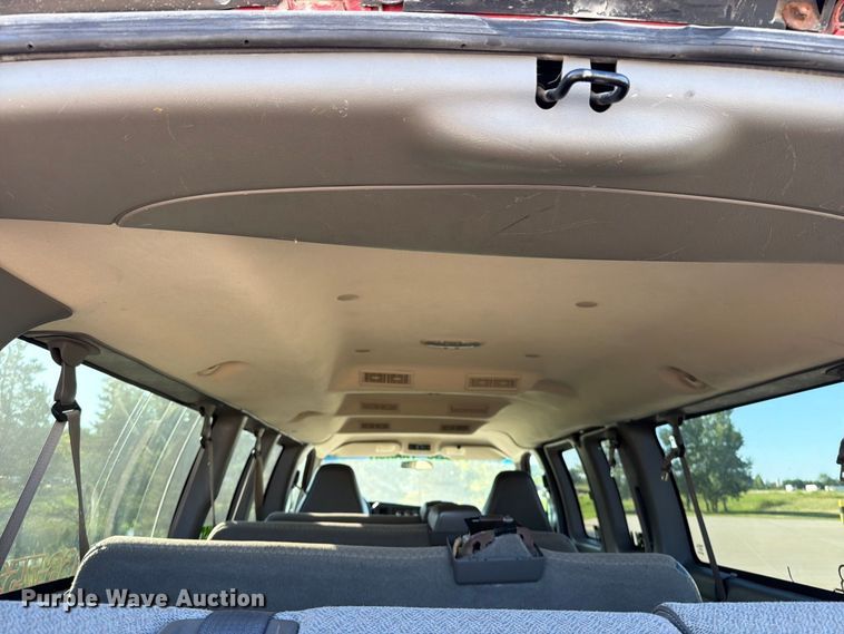 image for item FN5851 2008 Chevrolet Express 3500 van