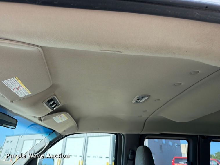 image for item FN5852 2009 Chevrolet Express 3500 van
