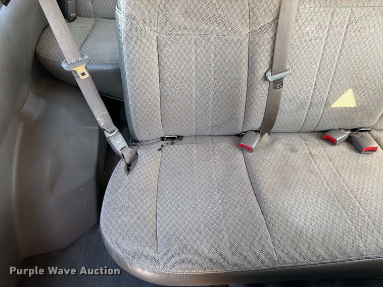 image for item FN5852 2009 Chevrolet Express 3500 van
