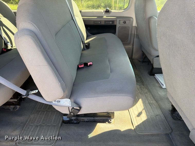 image for item FN5853 2013 Ford Econoline E350 van