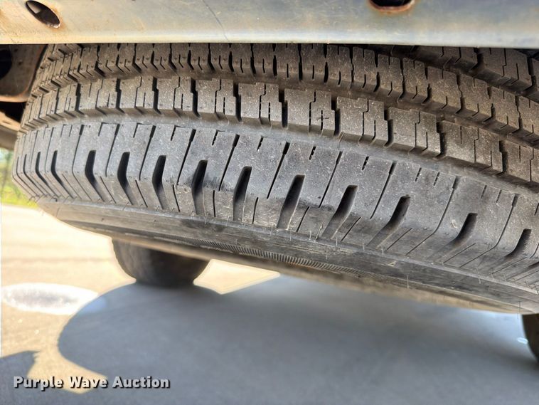 image for item FN5853 2013 Ford Econoline E350 van