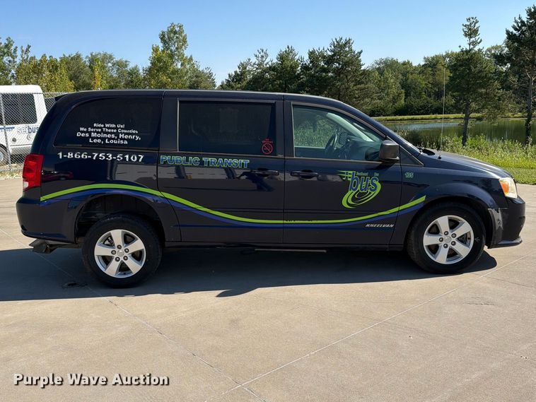 image for item FN5855 2013 Dodge Grand Caravan handicap accessible van
