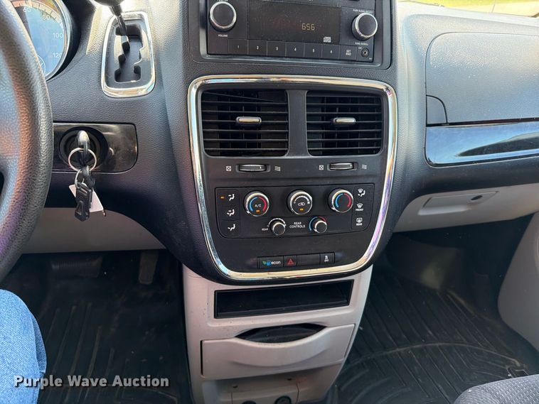 image for item FN5855 2013 Dodge Grand Caravan handicap accessible van