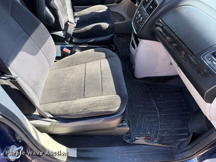 image for item FN5855 2013 Dodge Grand Caravan handicap accessible van