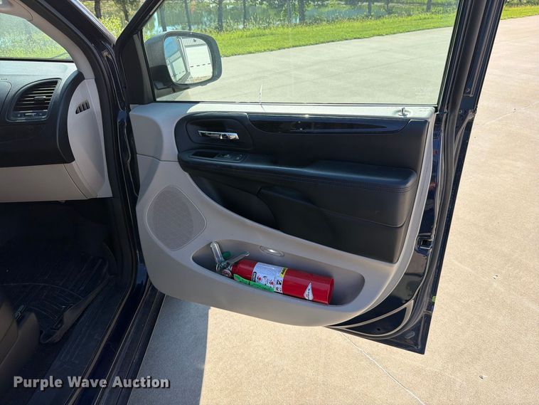 image for item FN5855 2013 Dodge Grand Caravan handicap accessible van