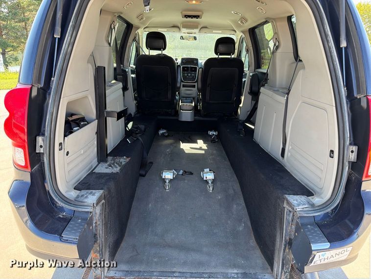 image for item FN5855 2013 Dodge Grand Caravan handicap accessible van