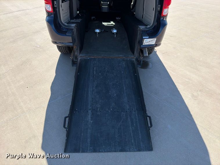 image for item FN5855 2013 Dodge Grand Caravan handicap accessible van