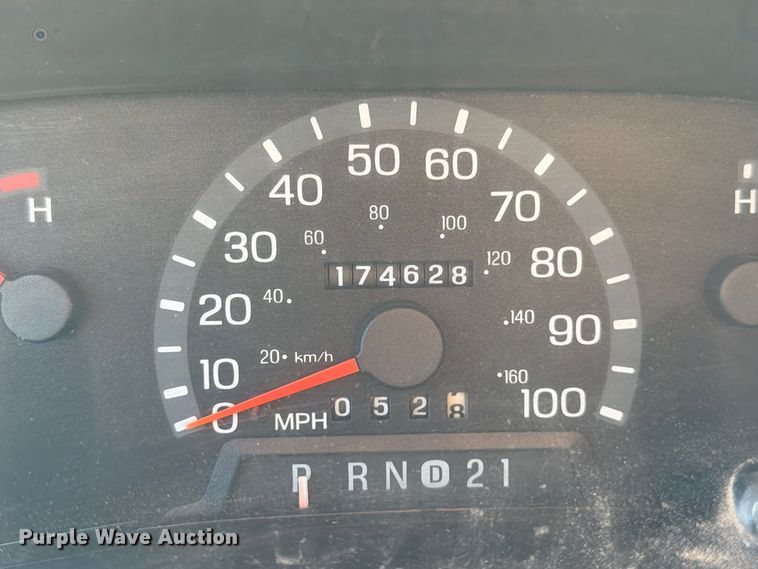 image for item FN5857 2002 Ford E350 van