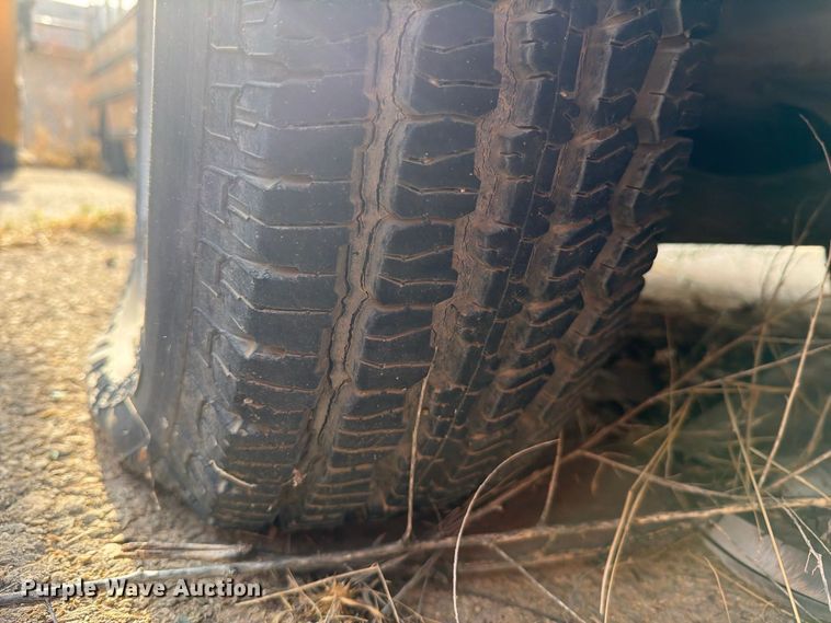 image for item FO3002 1995 Chevrolet S10 pickup truck