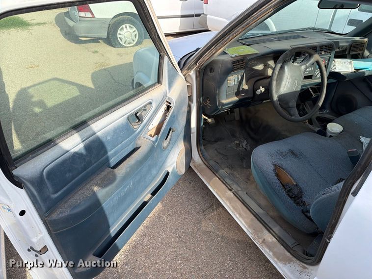 image for item FO3003 1995 Chevrolet S10 pickup truck