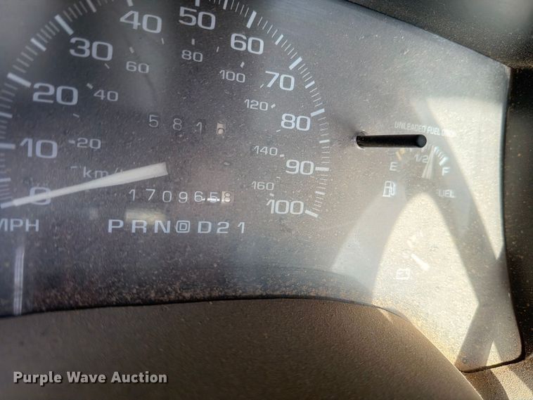 image for item FO3003 1995 Chevrolet S10 pickup truck