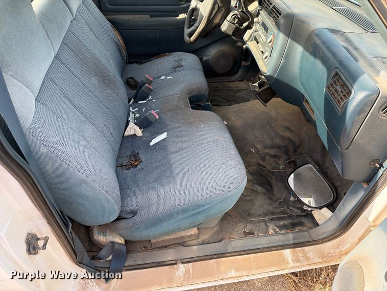 image for item FO3003 1995 Chevrolet S10 pickup truck
