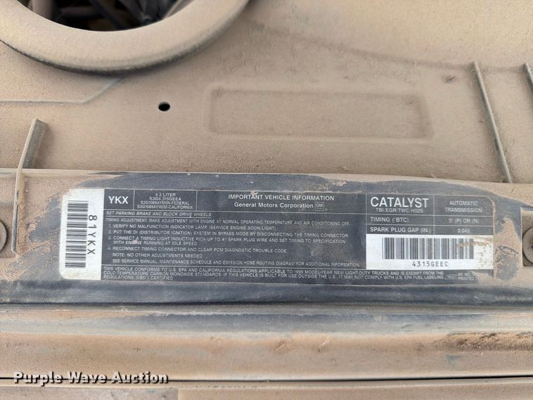 image for item FO3003 1995 Chevrolet S10 pickup truck