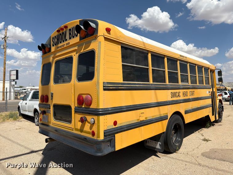 image for item FO3012 2004 Freightliner FS65 school bus