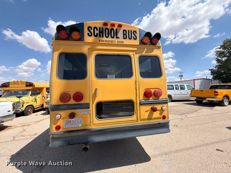 image for item FO3012 2004 Freightliner FS65 school bus