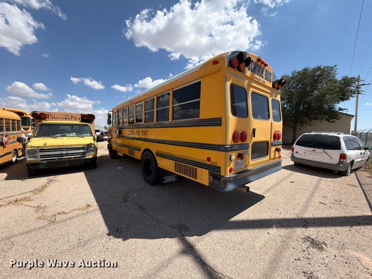 image for item FO3012 2004 Freightliner FS65 school bus