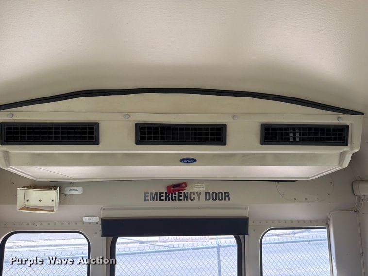 image for item FO3012 2004 Freightliner FS65 school bus