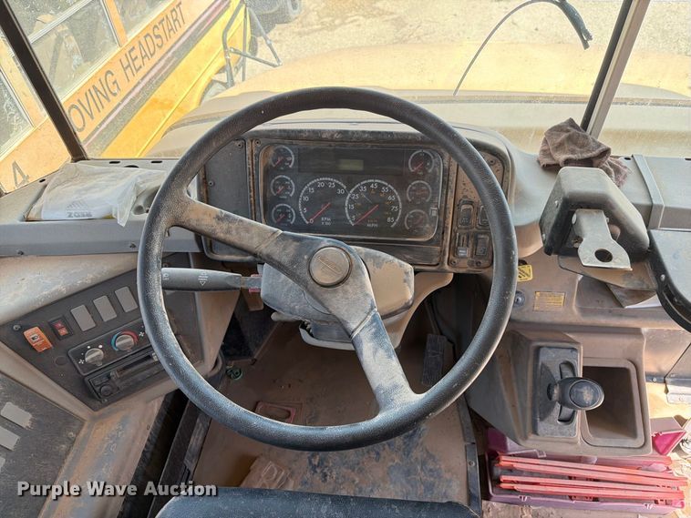 image for item FO3012 2004 Freightliner FS65 school bus