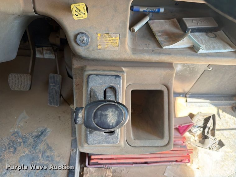 image for item FO3012 2004 Freightliner FS65 school bus