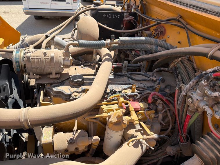image for item FO3012 2004 Freightliner FS65 school bus