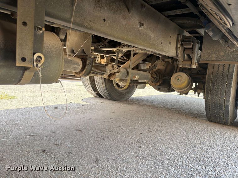 image for item FO3012 2004 Freightliner FS65 school bus