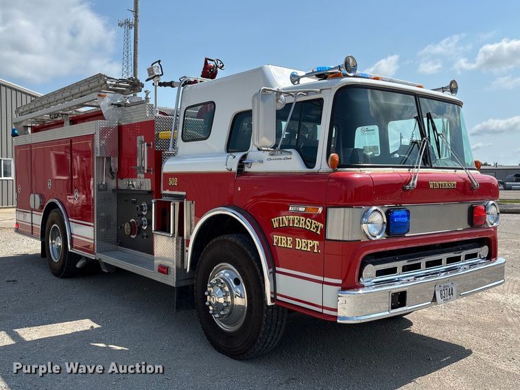 image for item FP3015 1988 Ford C8000 pumper fire truck