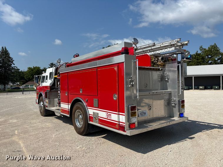 image for item FP3015 1988 Ford C8000 pumper fire truck