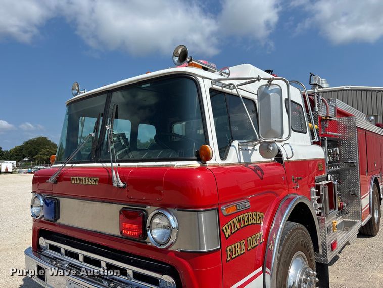 image for item FP3015 1988 Ford C8000 pumper fire truck
