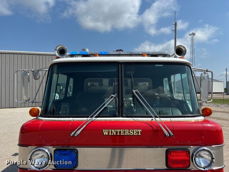 image for item FP3015 1988 Ford C8000 pumper fire truck