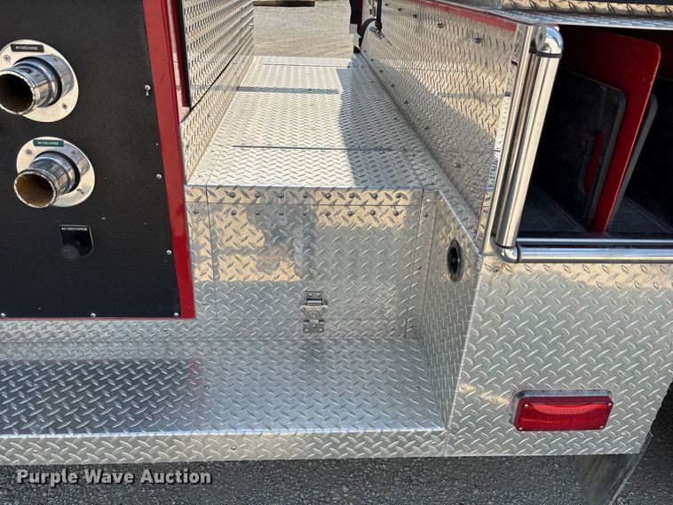 image for item FP3015 1988 Ford C8000 pumper fire truck