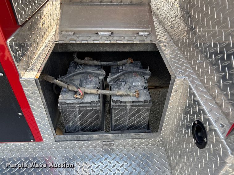 image for item FP3015 1988 Ford C8000 pumper fire truck