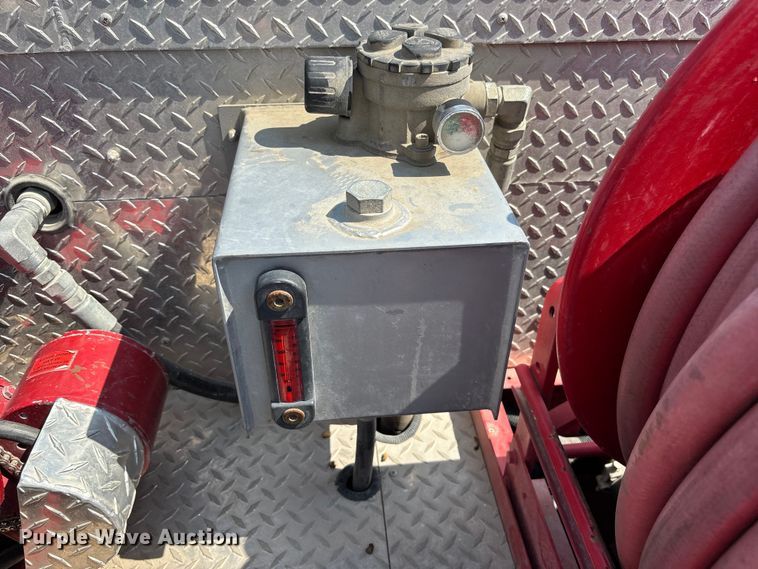 image for item FP3015 1988 Ford C8000 pumper fire truck