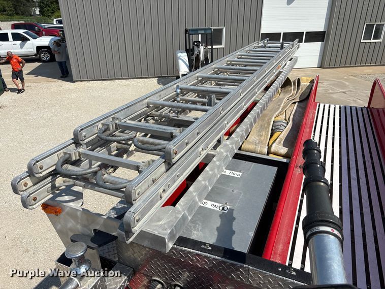 image for item FP3015 1988 Ford C8000 pumper fire truck