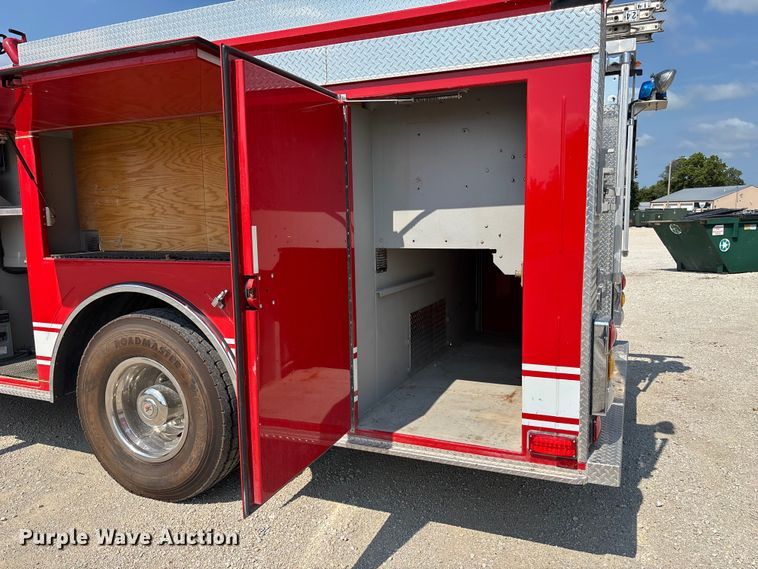 image for item FP3015 1988 Ford C8000 pumper fire truck