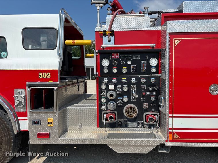 image for item FP3015 1988 Ford C8000 pumper fire truck