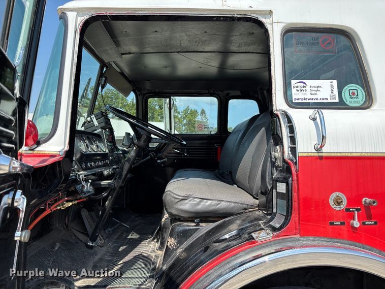 image for item FP3015 1988 Ford C8000 pumper fire truck