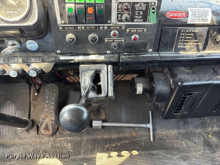 image for item FP3015 1988 Ford C8000 pumper fire truck