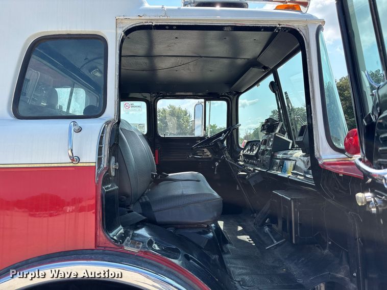 image for item FP3015 1988 Ford C8000 pumper fire truck