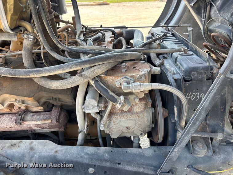 image for item FP3015 1988 Ford C8000 pumper fire truck