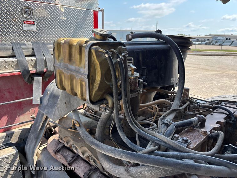 image for item FP3015 1988 Ford C8000 pumper fire truck