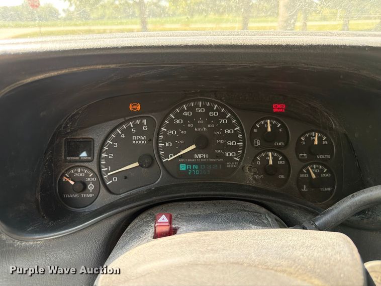 image for item FP3045 2002 Chevrolet Silverado 1500 Crew Cab pickup truck