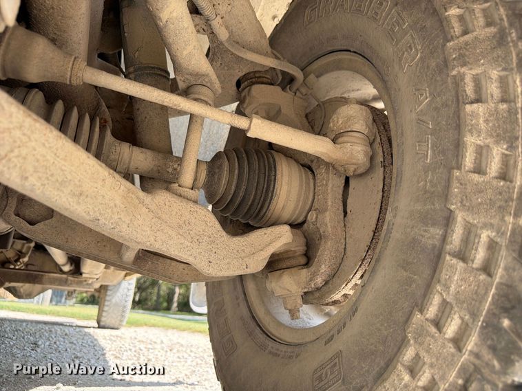 image for item FP3045 2002 Chevrolet Silverado 1500 Crew Cab pickup truck