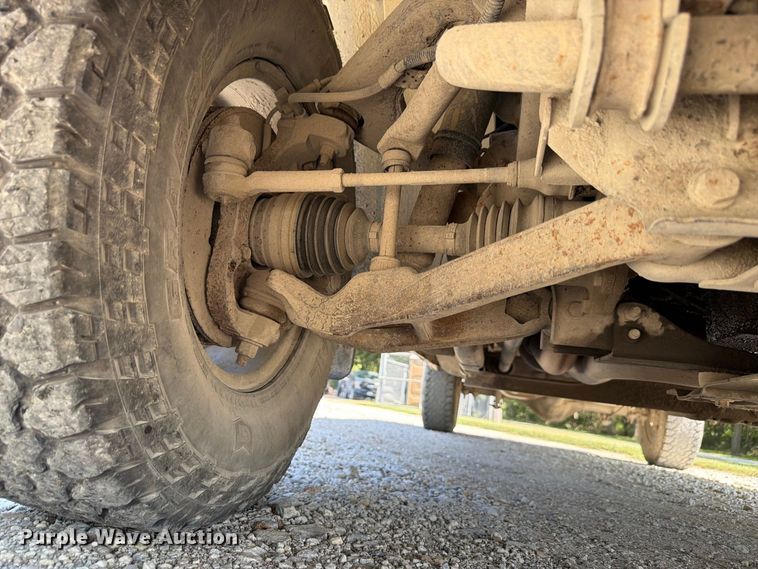 image for item FP3045 2002 Chevrolet Silverado 1500 Crew Cab pickup truck