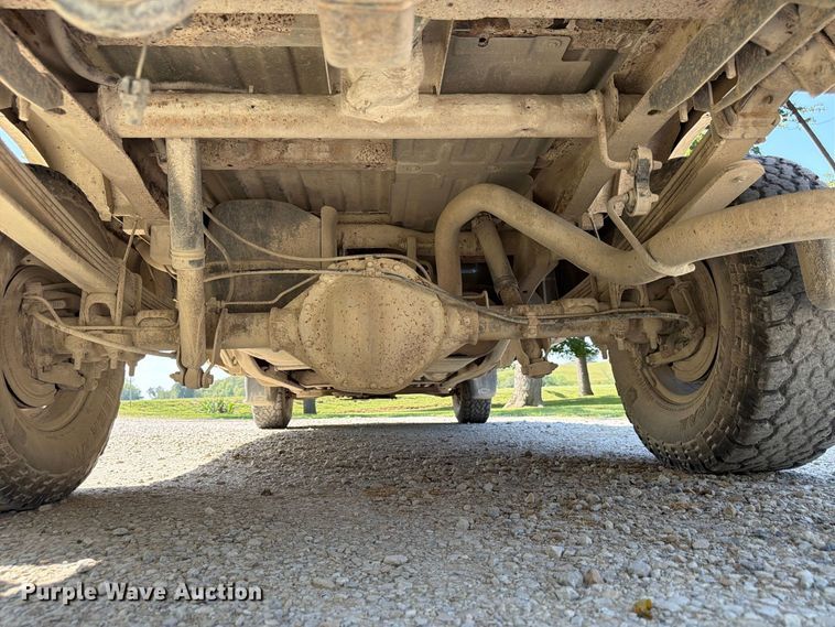 image for item FP3045 2002 Chevrolet Silverado 1500 Crew Cab pickup truck
