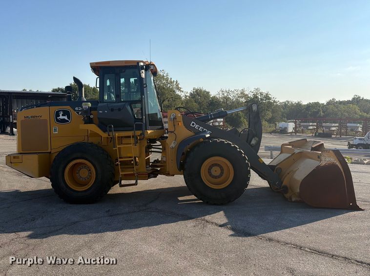 image for item FP4052 2021 John Deere 624P wheel loader