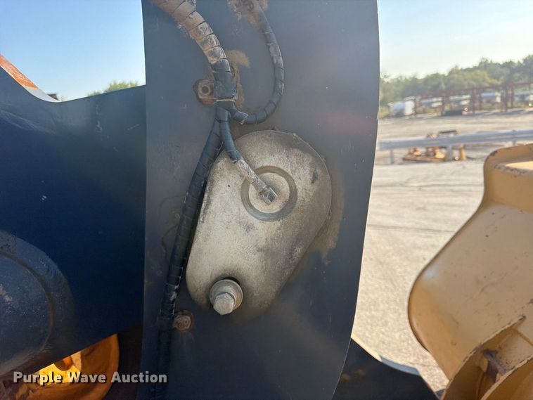 image for item FP4052 2021 John Deere 624P wheel loader
