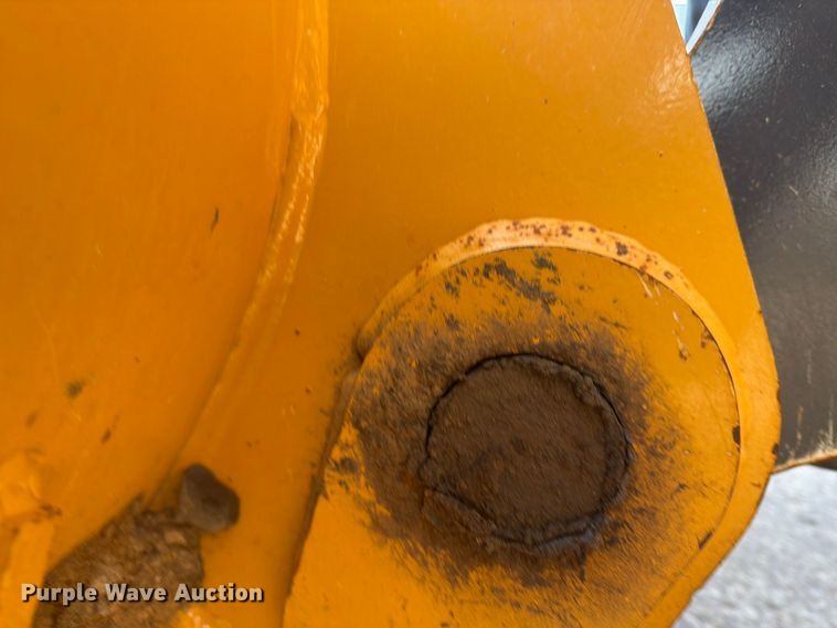 image for item FP4052 2021 John Deere 624P wheel loader